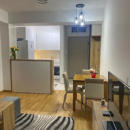 Comfort Loft Apartment *